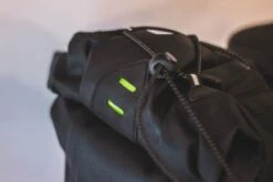 BOLSA SILLIN GRAVEL MERIDA IMPERMEABLE NEGRO -Orbea Ventas bolsa sillin gravel merida impermeable negro 4