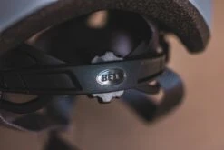 CASCO BELL TRACKER R MATTE BLACK UNICA -Orbea Ventas casco bell tracker r matte black unica 2