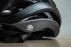 CASCO GIRO HELIOS SPHERICAL MIPS NEGRO MATE 11 CASCO GIRO HELIOS SPHERICAL MIPS NEGRO MATE -Orbea Ventas casco giro helios spherical mips negro mate 5