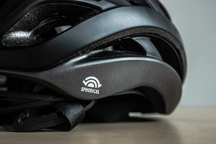 CASCO GIRO HELIOS SPHERICAL MIPS NEGRO MATE 6 CASCO GIRO HELIOS SPHERICAL MIPS NEGRO MATE - Imagen 6