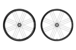 Campagnolo® JUEGO DE RUEDAS CAMPAGNOLO SHAMAL CARBON DISC