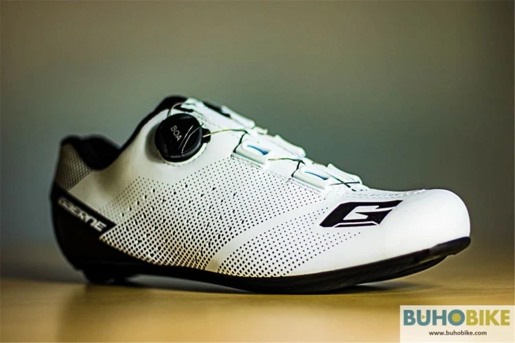 ZAPATILLAS CARRETERA GAERNE G.TORNADO 2021 BLANCO 1 ZAPATILLAS CARRETERA GAERNE G.TORNADO 2021 BLANCO